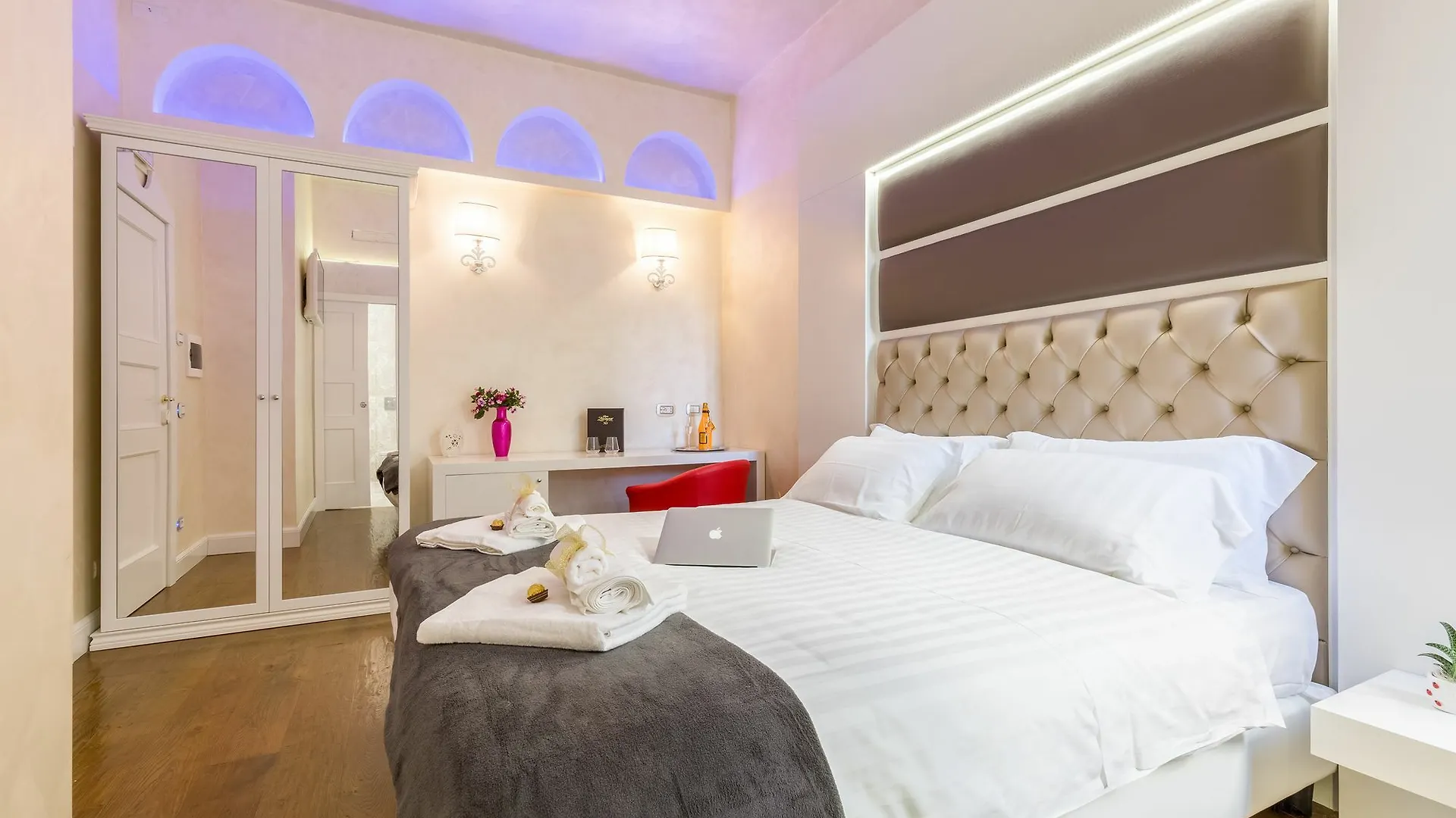 B&B Luxury Piazza Venezia Rome Italy