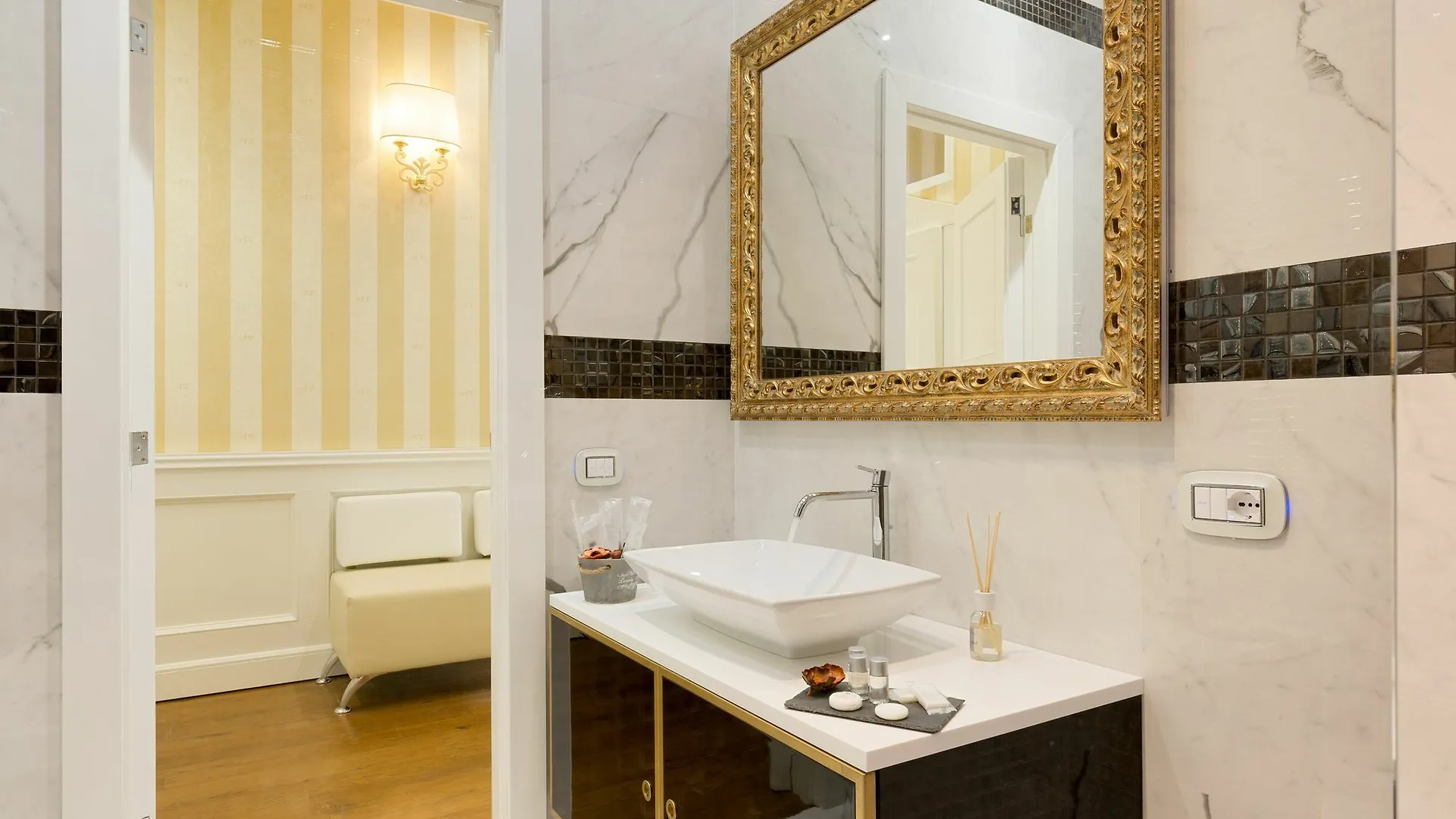 B&B Luxury Piazza Venezia Rome Italy
